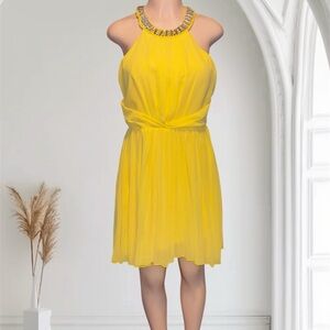PAPAYA SIZE M Elegant Yellow Halter Dress